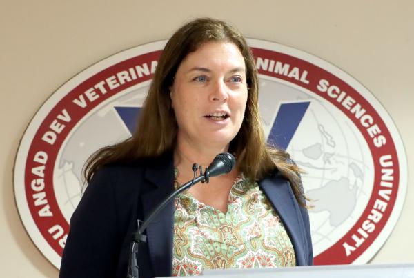 Dr Camilla Brasch Andersen, Addressing
